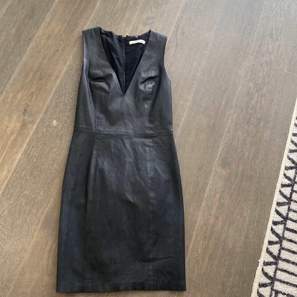 Alice olivia leather dress sz xs
